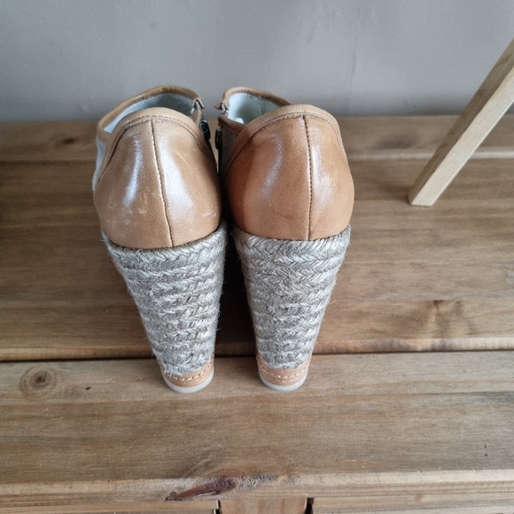 The kooples grey suede/leather Wedged Sandals Size Uk 7 new with defects - Picture 6 of 8